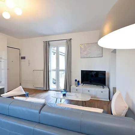 Residence Lora, Luxury Suite 6 ,Free Private Parking Апартаменты