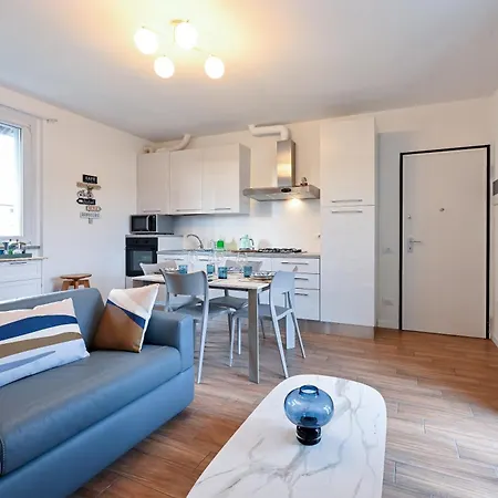 Residence Lora, Luxury Suite 6 ,Free Private Parking *