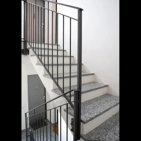 Lora Luxury 6 ,free Private Parking, Self Check In Como