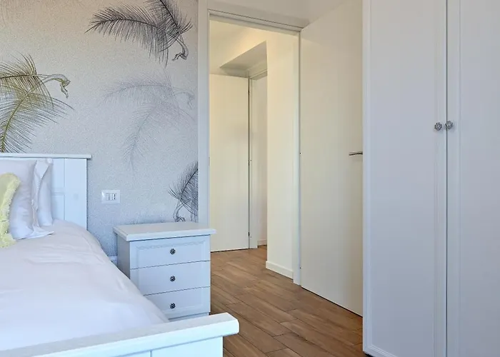 Apartmán Lora Luxury 6 Free Private Parking, Self Check In