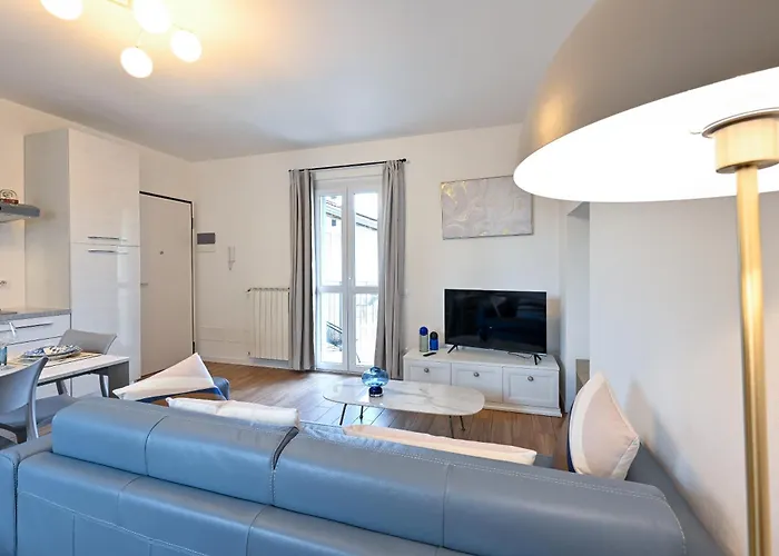 Lora Luxury 6 Free Private Parking, Self Check In Apartmán